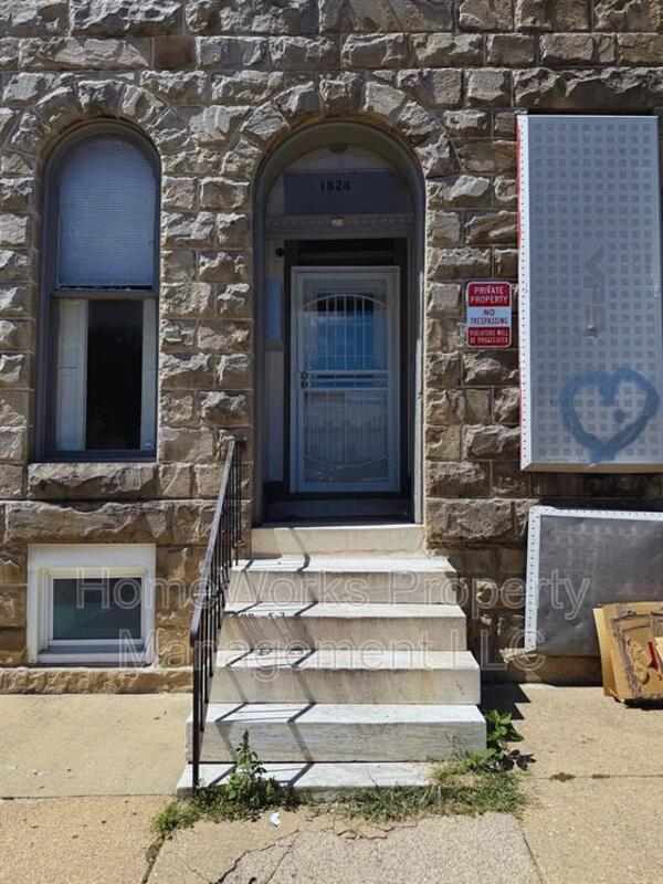 Primary Photo - 1824 St Paul St