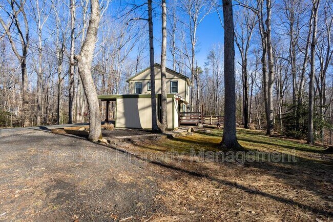 Building Photo - 11961 Mente Rd