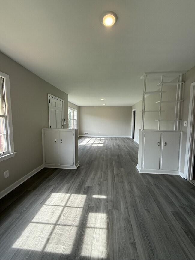 Building Photo - 2332 3rd St NW