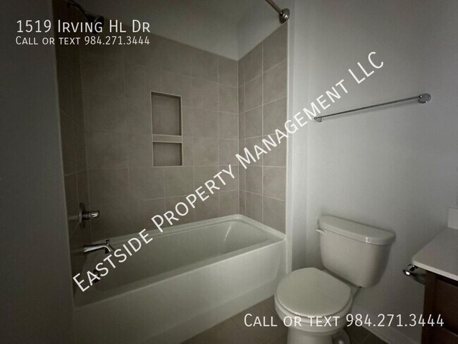 Building Photo - 1519 Irving Hl Dr