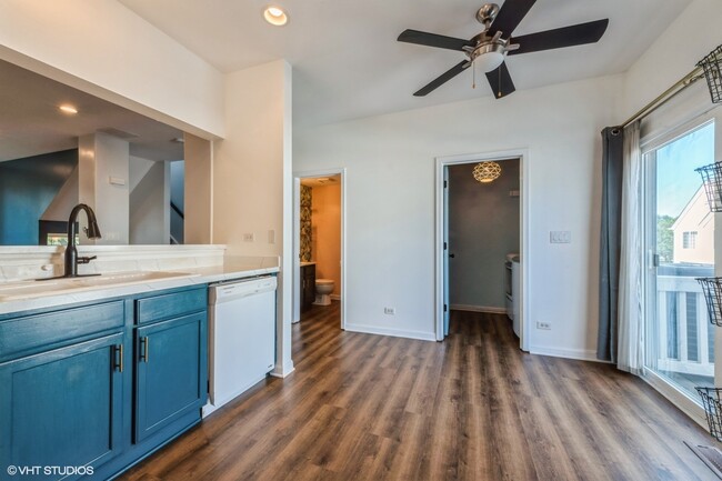 Building Photo - 1419 New Haven Dr