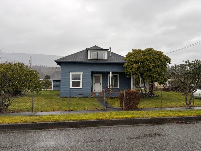 Building Photo - 31337 W Main St