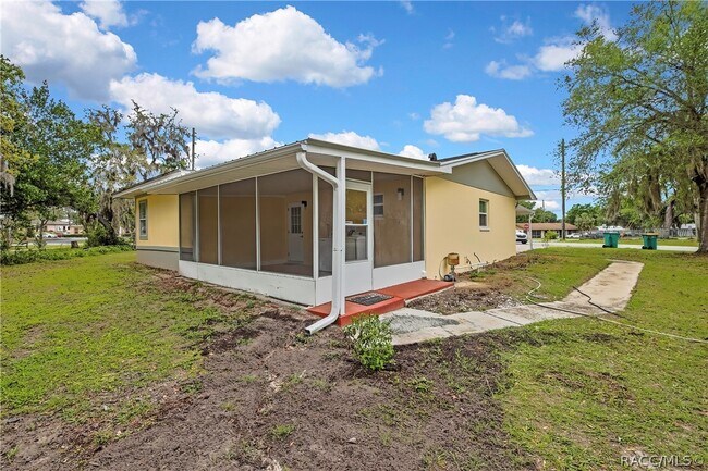 Building Photo - 1019 E Turner Camp Rd