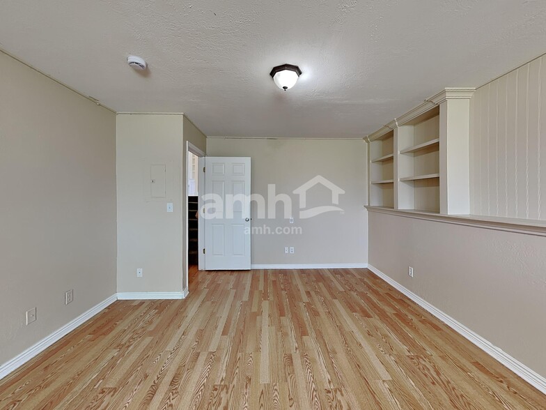 Building Photo - 1659 W 1065 S