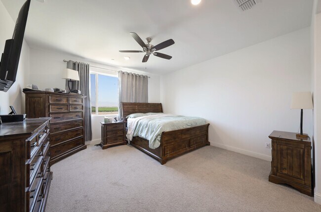 Building Photo - 6811 Walkers Gln Ln