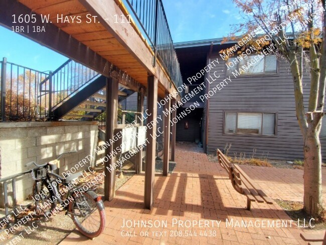 Building Photo - 1605 W Hays St