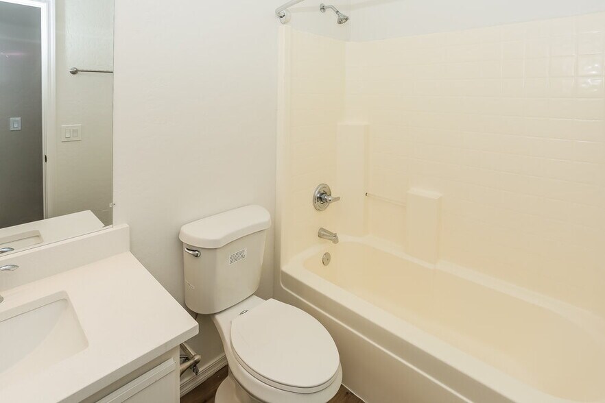 Building Photo - 3139 W Pollack St