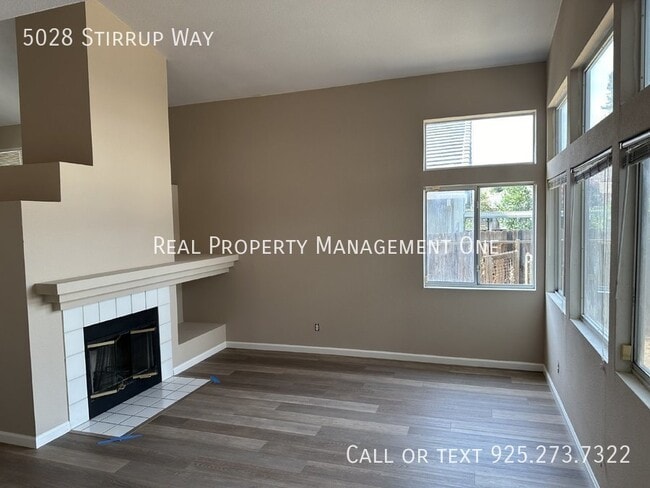Building Photo - 5028 Stirrup Way