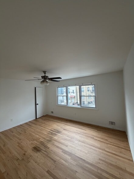 Building Photo - 14 Olean Ave