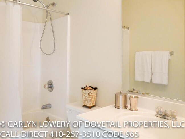 Building Photo - 2327 Sandy Walk Way