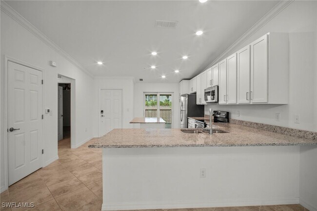 Building Photo - 43051 Greenway Blvd