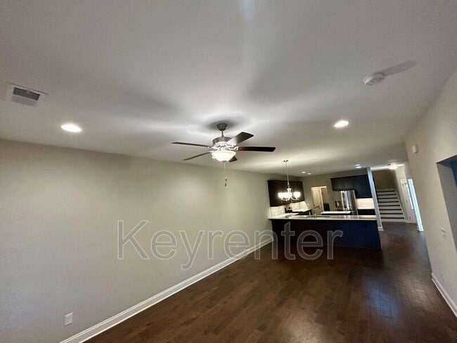 Building Photo - 110 Groves Park Blvd E