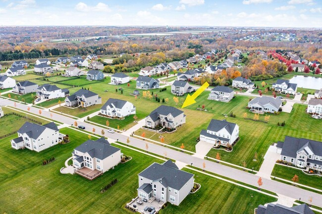 Building Photo - 5962 Laurel Ln