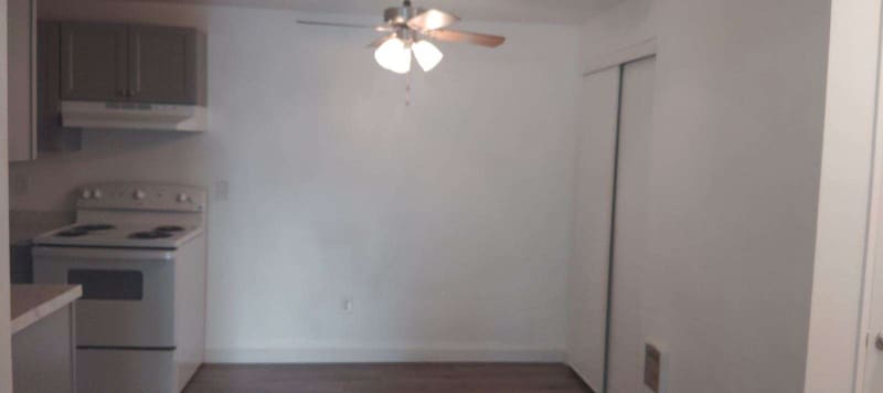 Building Photo - 17420 SW Shaw St