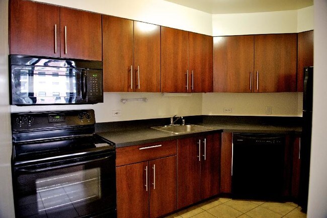 Building Photo - 1106 N Dearborn St