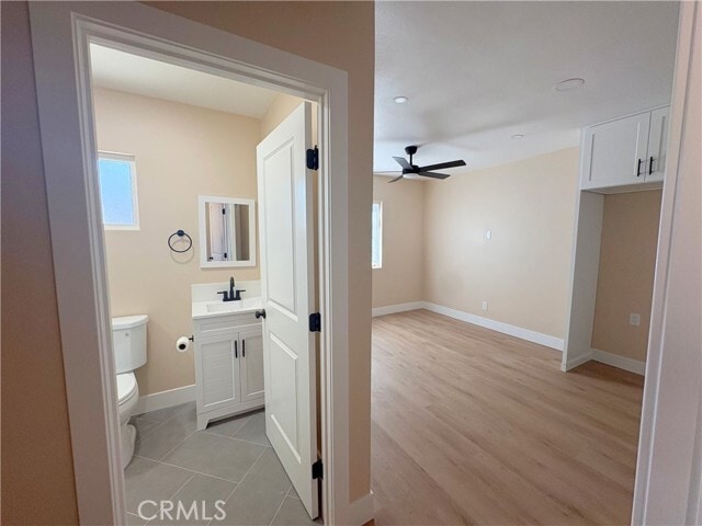 Building Photo - 1156 W Stoneridge Ct