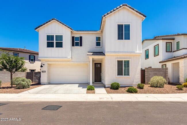 Primary Photo - 6537 N 15th Dr