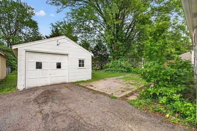 Building Photo - 410 McKinley Ave