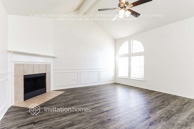 Building Photo - 2525 Rivers Edge Dr