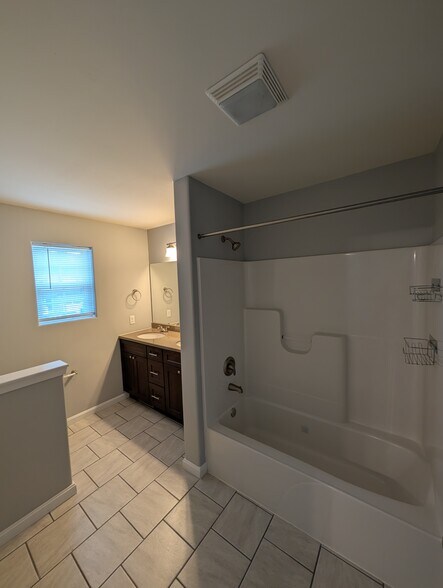 Building Photo - 2796 Monticello Ln
