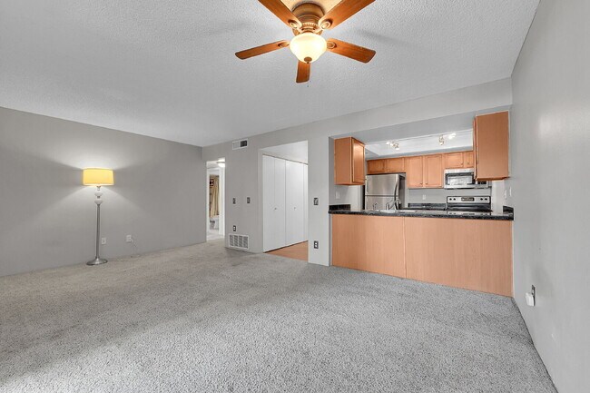 Building Photo - $1,450.00, 1-bedroom, 1-bathroom Lower Lev...