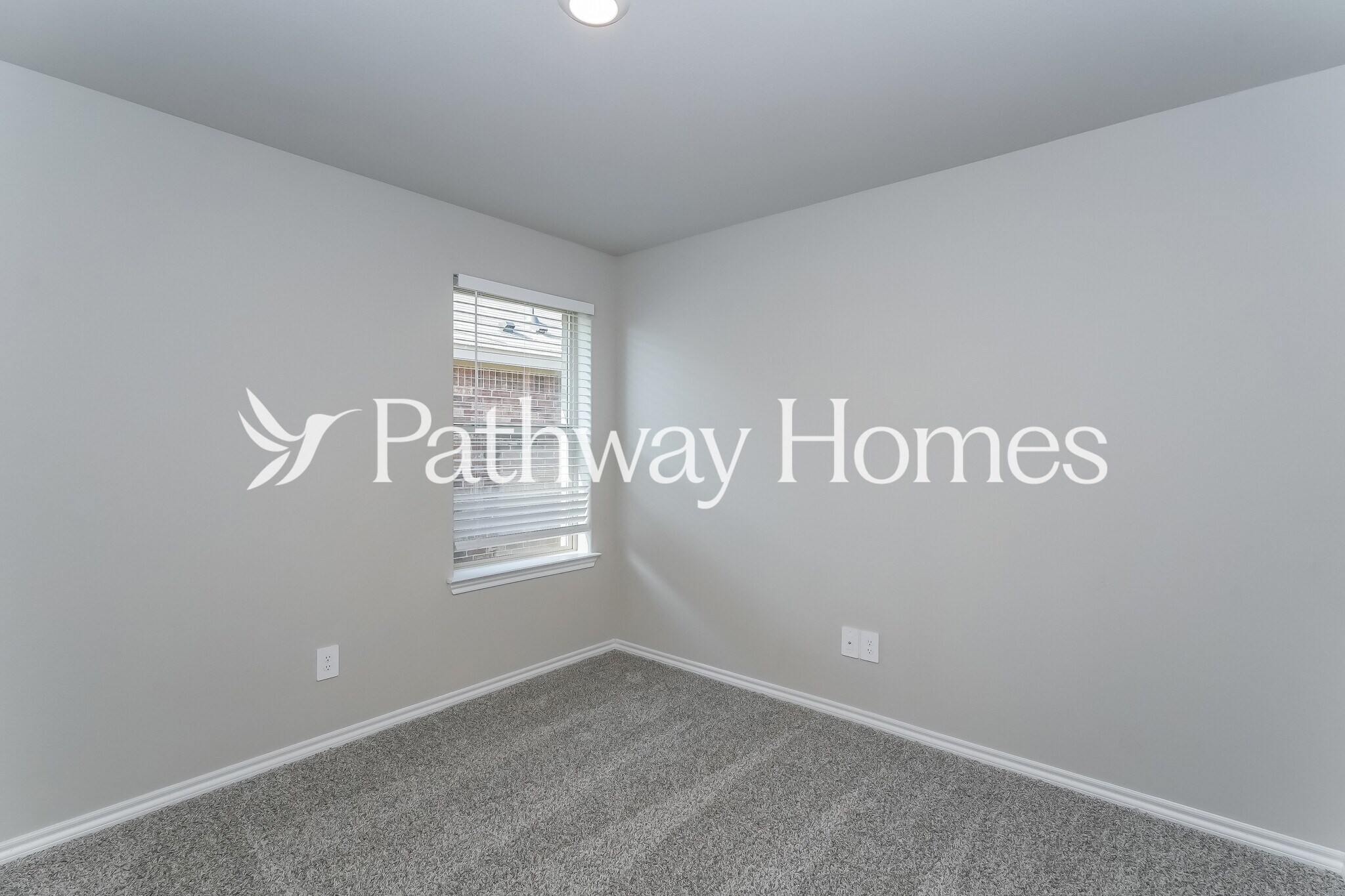 Building Photo - 8432 Hollymead Ln