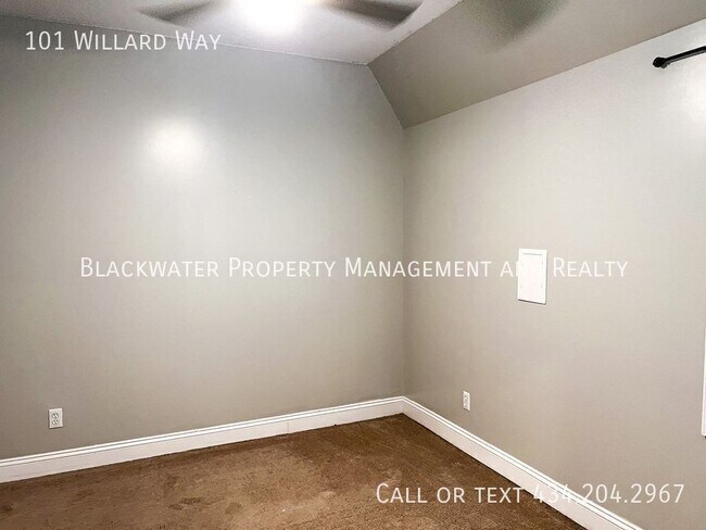 Building Photo - 101 Willard Way