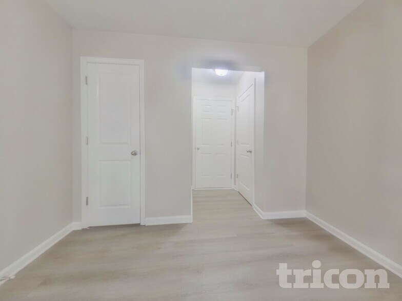 Building Photo - 344 Longfellows Ln