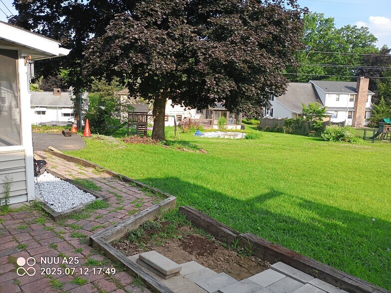 Yard - 1580 Four Mile Dr