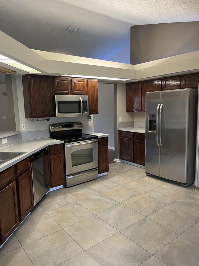 Building Photo - 3276 Fox Squirrel Dr