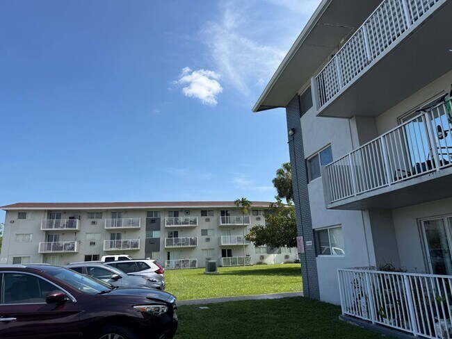 Building Photo - Ram Cutler Bay LLC