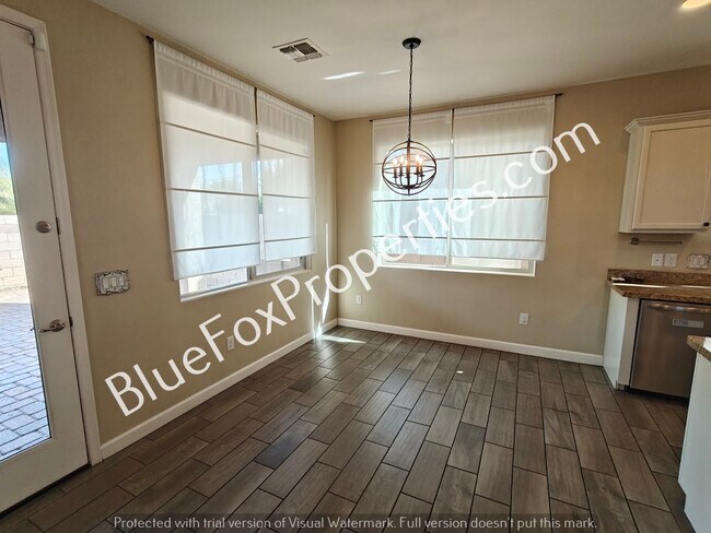 Building Photo - 8545 N Gaetano Loop