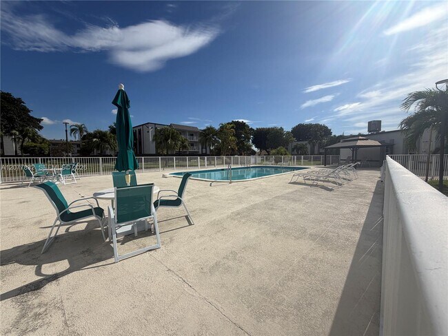 Building Photo - 4920 NW 79th Ave
