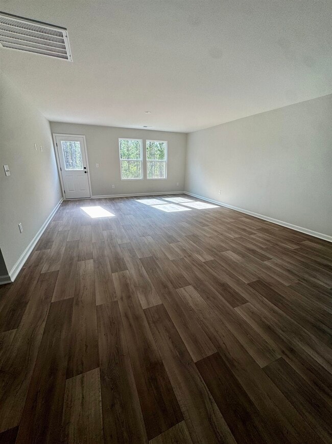 Building Photo - 1735 King Oaks Lp