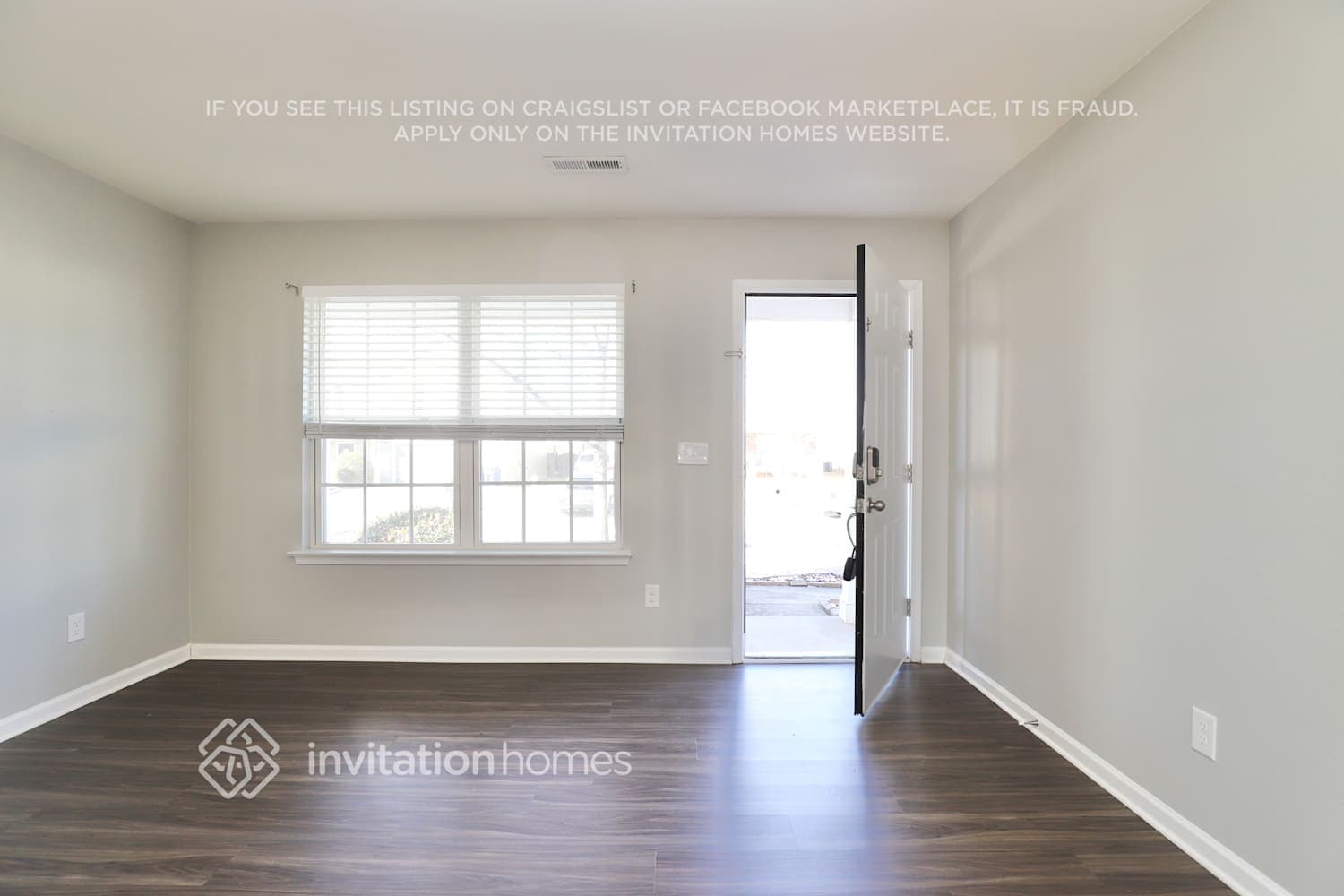 Building Photo - 3906 Creekmoore Dr