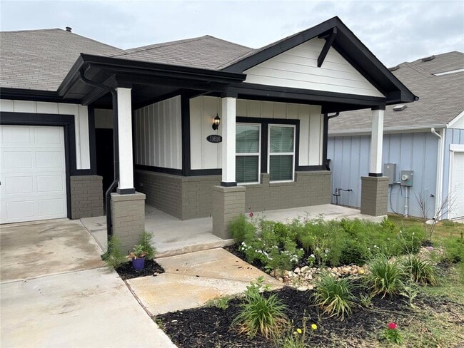 Building Photo - 11616 Comano Dr