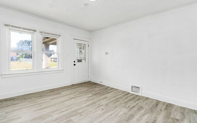 Building Photo - 12772 Tuller St