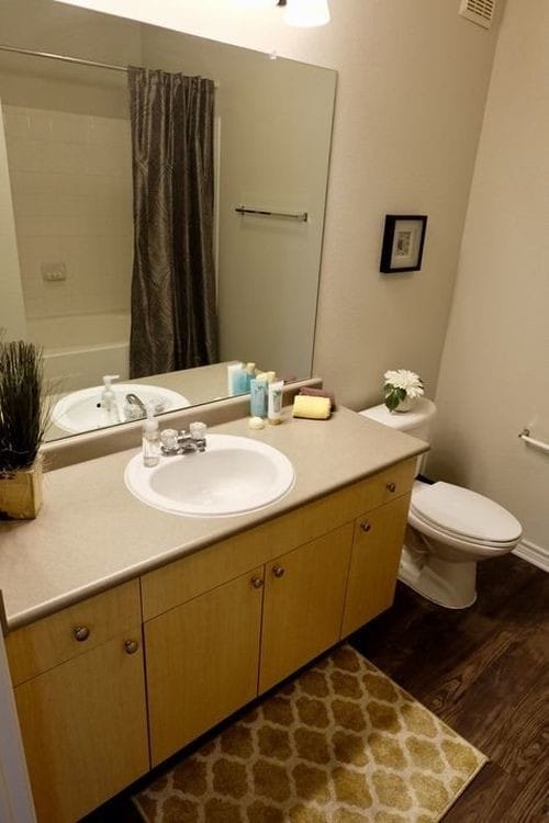 Building Photo - 11800 Dessau Rd