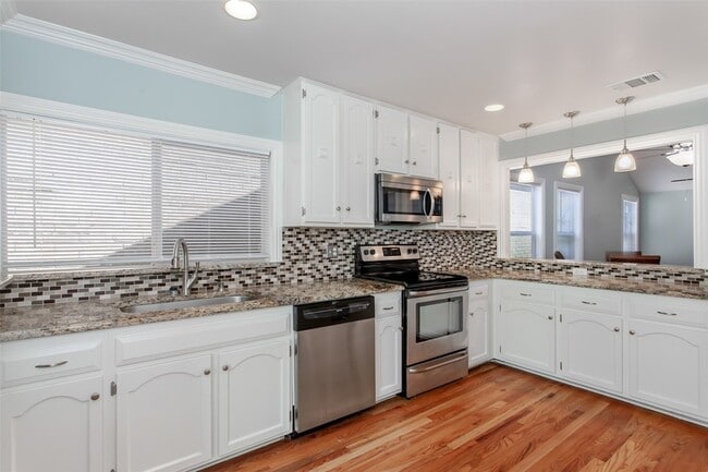 Building Photo - 4139 Rosser Square