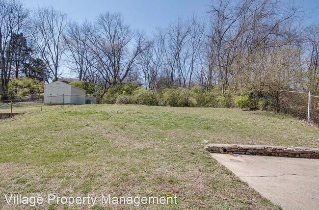 Building Photo - 3 br, 1 bath House - 3239 Panorama Dr