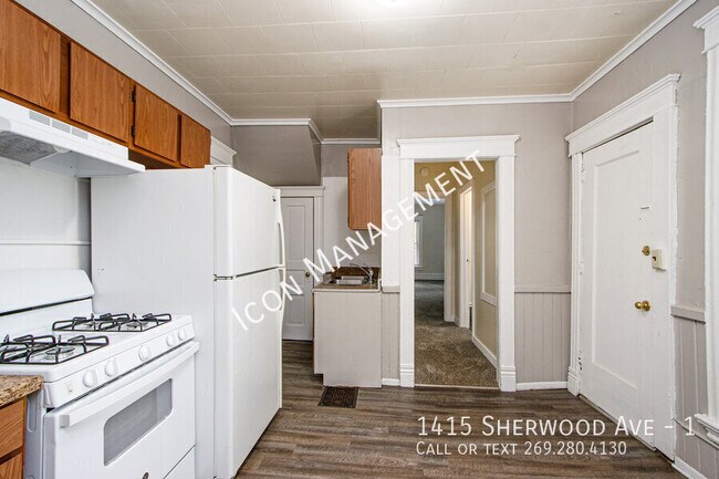 Building Photo - 1415 Sherwood Ave