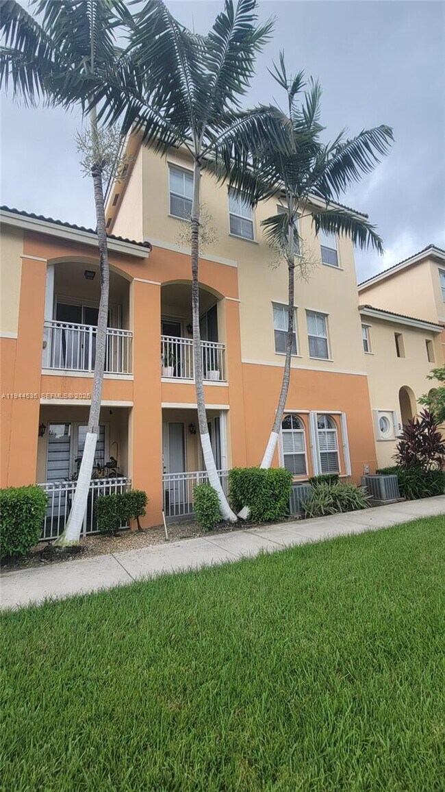 Building Photo - 10012 NW 7th St