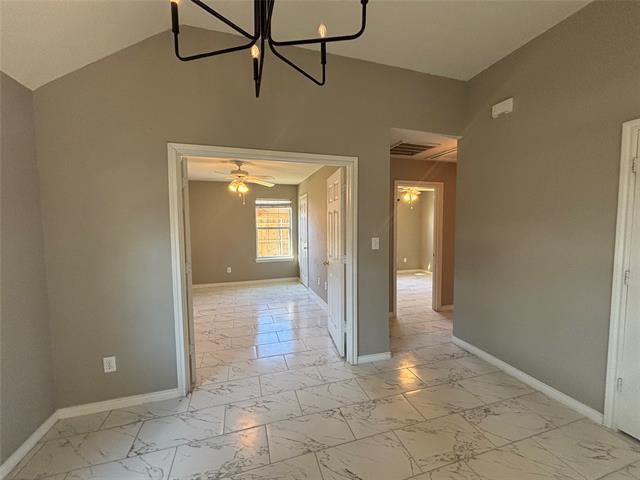 Building Photo - 618 Oliver Ln