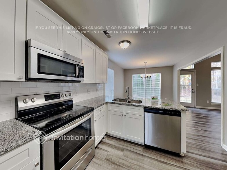 Building Photo - 9040 Little Hampton Pl