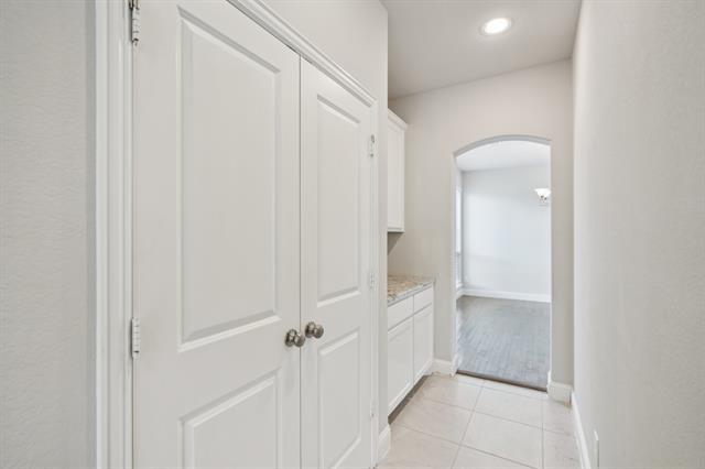 Building Photo - 16400 Olmsted Pk Blvd