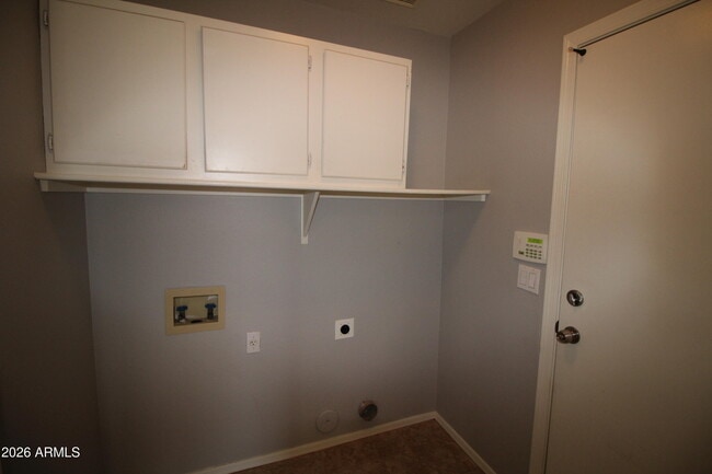 Building Photo - 1426 E Detroit St