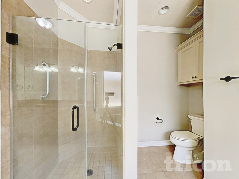 Building Photo - 103 Lullaby Ln