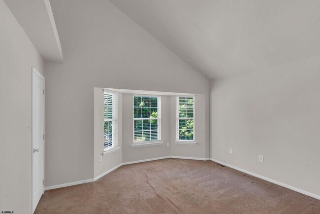 Building Photo - 1 Coronado Ln
