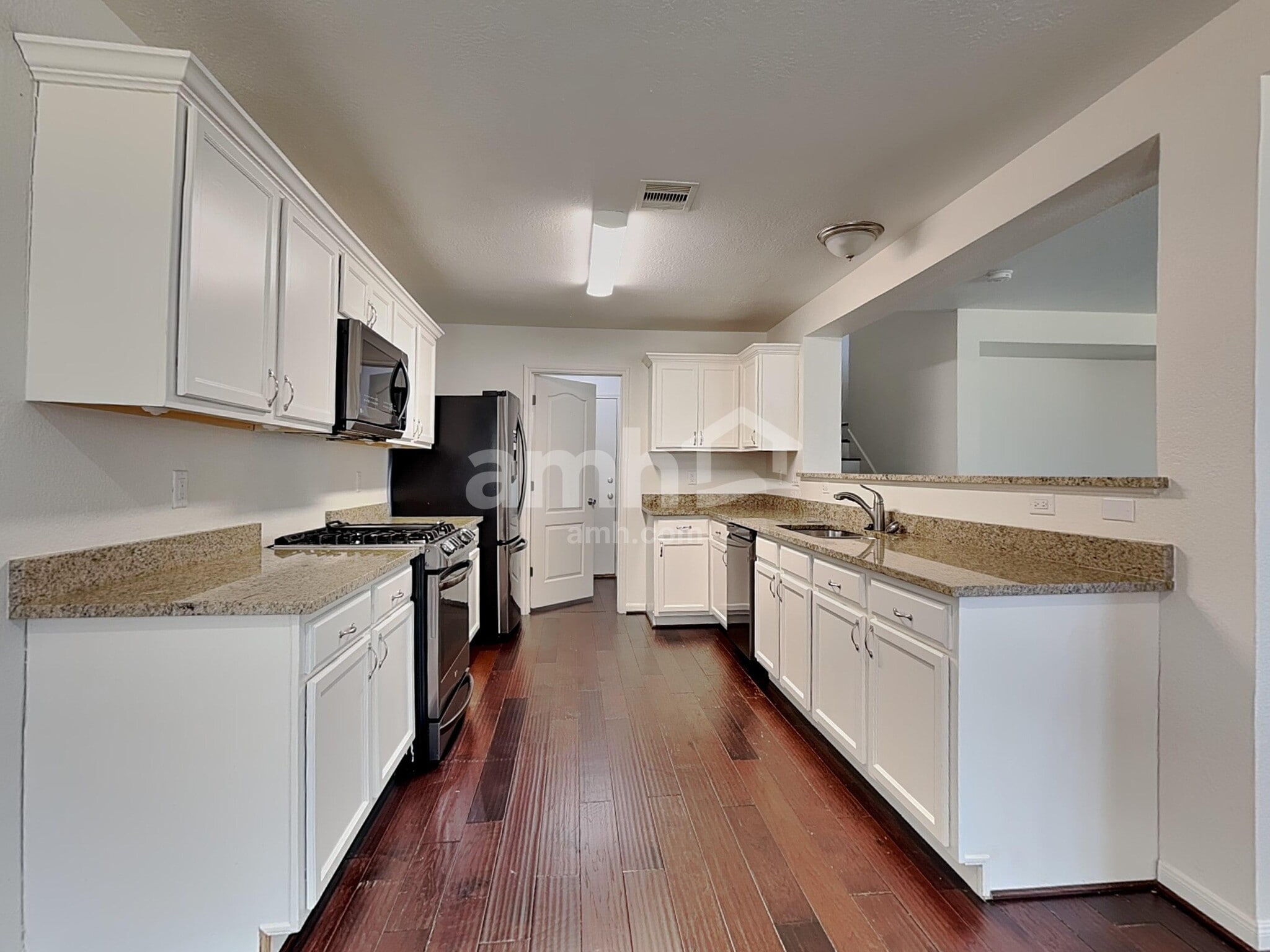 Building Photo - 18735 Westgate Park Dr