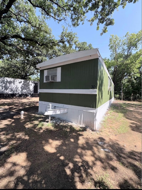 Building Photo - 215 Weeks Rd